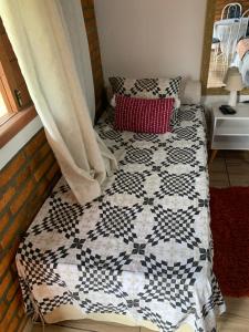 Chalé Topázio no Recanto Diamantina entre Palmeiras e Capão