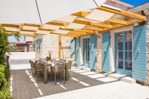 Stone Villa Zorritta with a pool and a beautiful garden