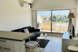 Appartement avec piscine et terrain de tennis