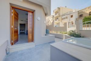 Modern Maisonette in a Central Location