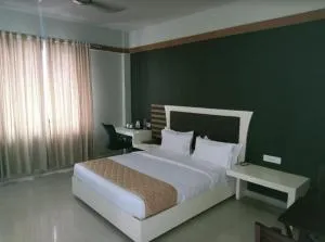 VS RESIDENCY - Vāzhākulam