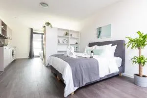 Family executive Studio with Balcony open Delft Utopia Flora 20F - 德尔夫咖