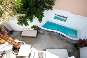 One Bedroom Villa with Private Pool room in Ducato Wine Villas