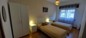 Spacious Central 2 Bedroom Apartment