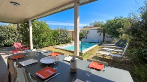 Villas Superbe villa proche de la mer : photos des chambres