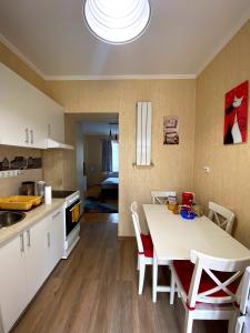 WillowHome - Central Apartment