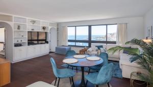Doñana 1213 &1214, lux penthouse