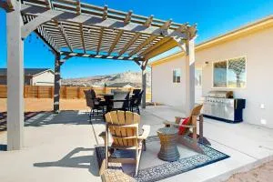 Red Rock Retreat - Paria