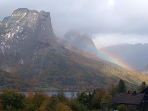 SRastl direkt mit Bergpanorama