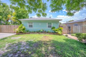 Blue Wave Bungalow - 1 1 - Stylish