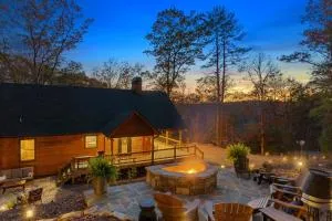 Shalom in the Wood - Union