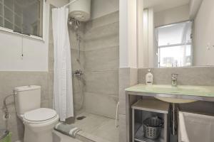 Milanou Glyfada G1 First