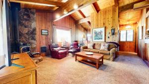 Villa de los Pinos #40 condo