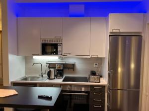 To LuxStudio MINERVAsuite From Helsinki Airport 6 min, to City 27min, FreeParking in Kivistöin Kivistö