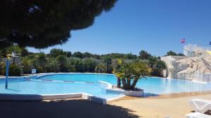 Campings Mobil-home 6-8pers -Clim Siblu les Charmettes : photos des chambres