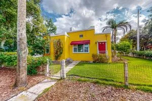 The Fruit Basket Bungalow - Маунт-Дора