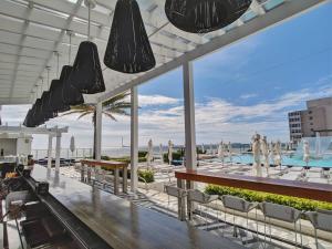 Your Private Oceanfront Sanctuary 2BR 2BA