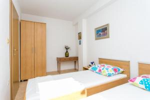 Apartments by the sea Zivogosce - Porat, Makarska - 20207