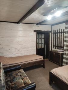 Садиба Тарниця