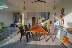 Almond Villa