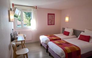 Hotels LOGIS Hotel Le Moulin Des Gardelles : photos des chambres