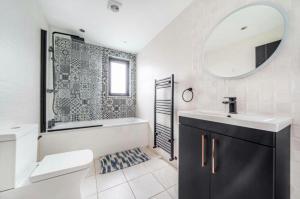 Modern Family Home in Greater London