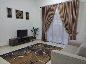 HOMESTAY DANGGUN JENDERAM