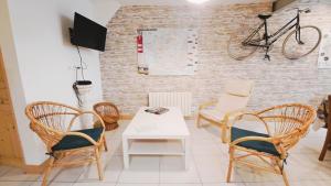 Maisons de vacances Gite etape pour amoureux du velo Azay centre 12p. : photos des chambres