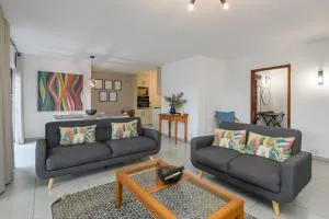 San Lameer Villa 1933 - 2 Bedroom Classic - 4 pax - San Lameer Rental Agency - Trafalgar