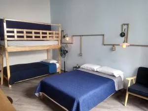 Habitación #2, céntrica y cómoda, para 2-4 personas - San Felipe Hueyotlipan