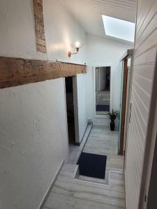Appartements Maison de Village en pierres : photos des chambres