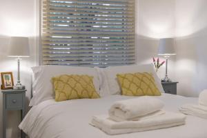 Modern 3Bed Home in Battersea Long Stays Wi-Fi