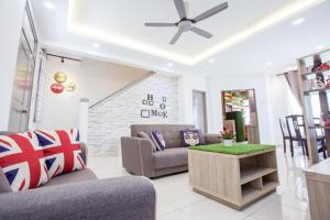 Bukit Indah 8-16 Pax 5Min to Aeon Mall