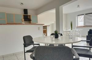 Gohyssart 51b 2 Bruxelles-Charleroi-airport