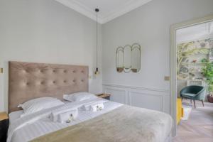 Bright and Gorgeous flat in the heart of Paris