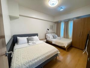 1 Bedroom Condo near US Embassy and St Lukes Medical Clinic