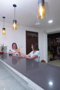 SURF UNA BEACH HOTEL