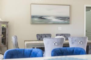 Capri Charm Remodeled Oasis w Heated Pool-Kayaks