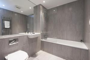 The Lockton - Portobello Road