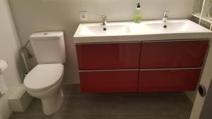 Apart 2 beds 1 sofabed downtown 31 nigths min Barcelona