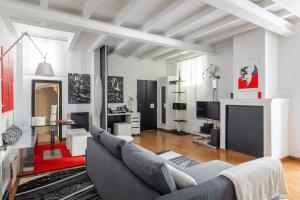 Appartamento con terrazza tra i tetti del centro