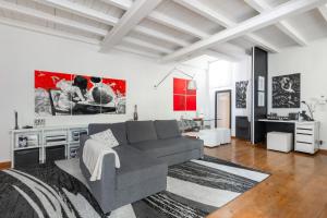 Appartamento con terrazza tra i tetti del centro