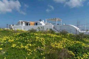 Jaccuzzi Romantic Suite in Firostefani,sea view!