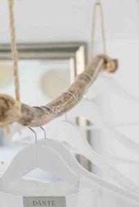 Jaccuzzi Romantic Suite in Firostefani,sea view!