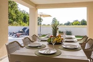 SPECIAL OFFER! NEW LUXURY APARTMENT with pool, fitness, outdoor bar&grill