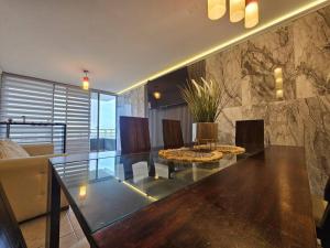 Hermoso depto a pasos de Av. Brasil.