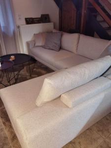 Traditional Stone Cottage in Palio Elatohori