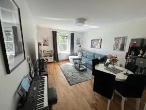 Private room in a shared apartment - Möklinta