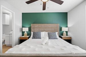 Comfy 2BD Apt + King Bed - Cedar ParkNorth Austin