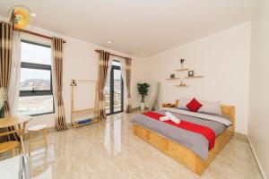 ALEX HOTEL - Tường Phương